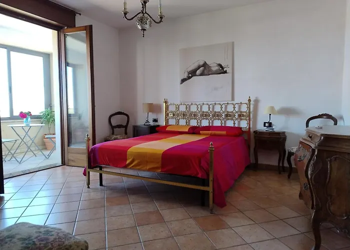 Favolosa Casa Con Terrazza, Idromassaggio, Cortile E Garage Auto