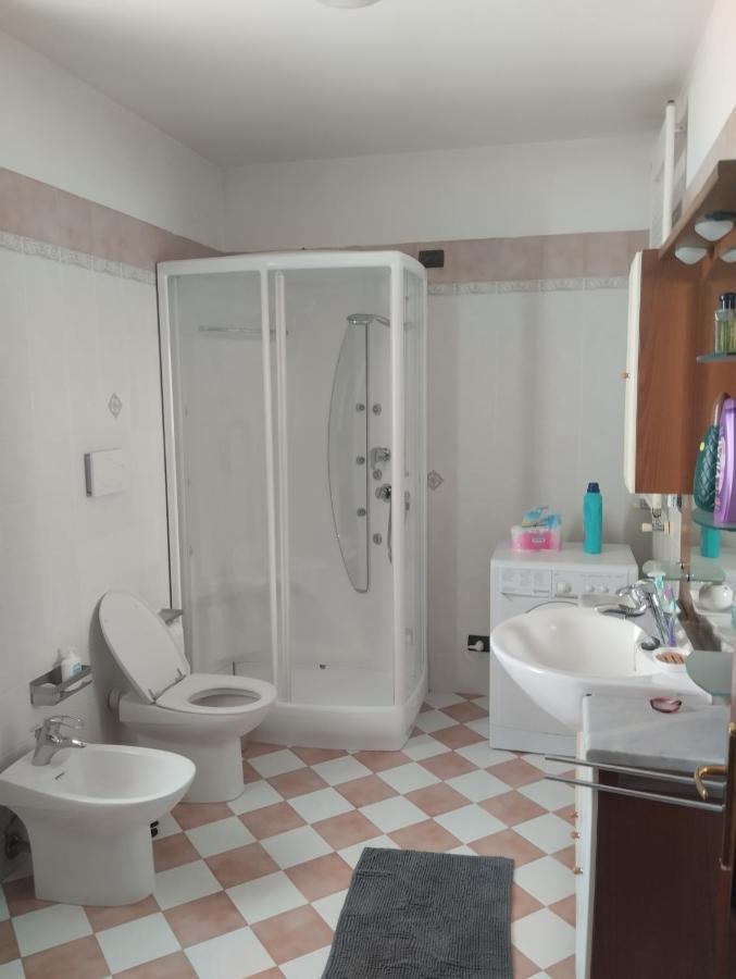 Favolosa Casa Con Terrazza, Idromassaggio, Cortile E Garage Auto *