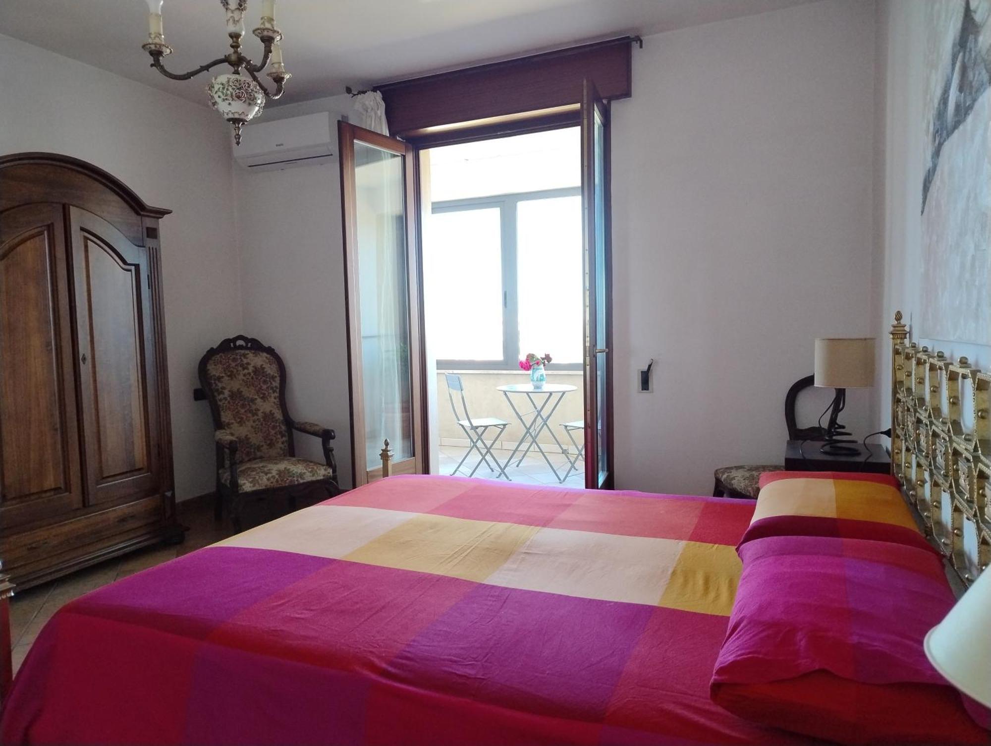 Favolosa Casa Con Terrazza, Idromassaggio, Cortile E Garage Auto * Carovigno